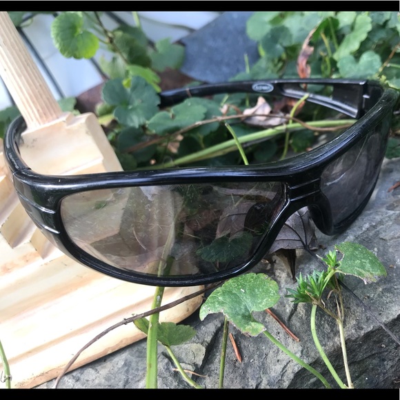 Old Navy Sun Glasses - Picture 1 of 5